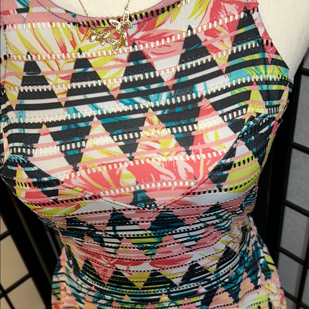 🦋Material Girl Multicolor Geometric High Low Dress - Picture 8 of 15
